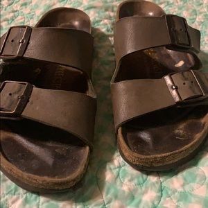 Birkenstock’s in taupe leather size 38